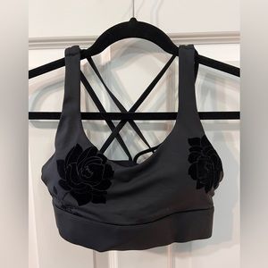 Black Velvet Floral Light n Tight Strappy Bra